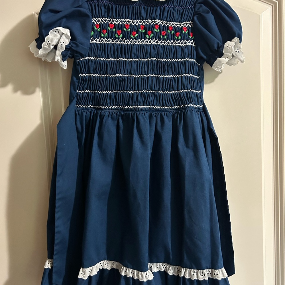 Vintage Winnie the Pooh Navy Blue Smocked Kids Dress 6X